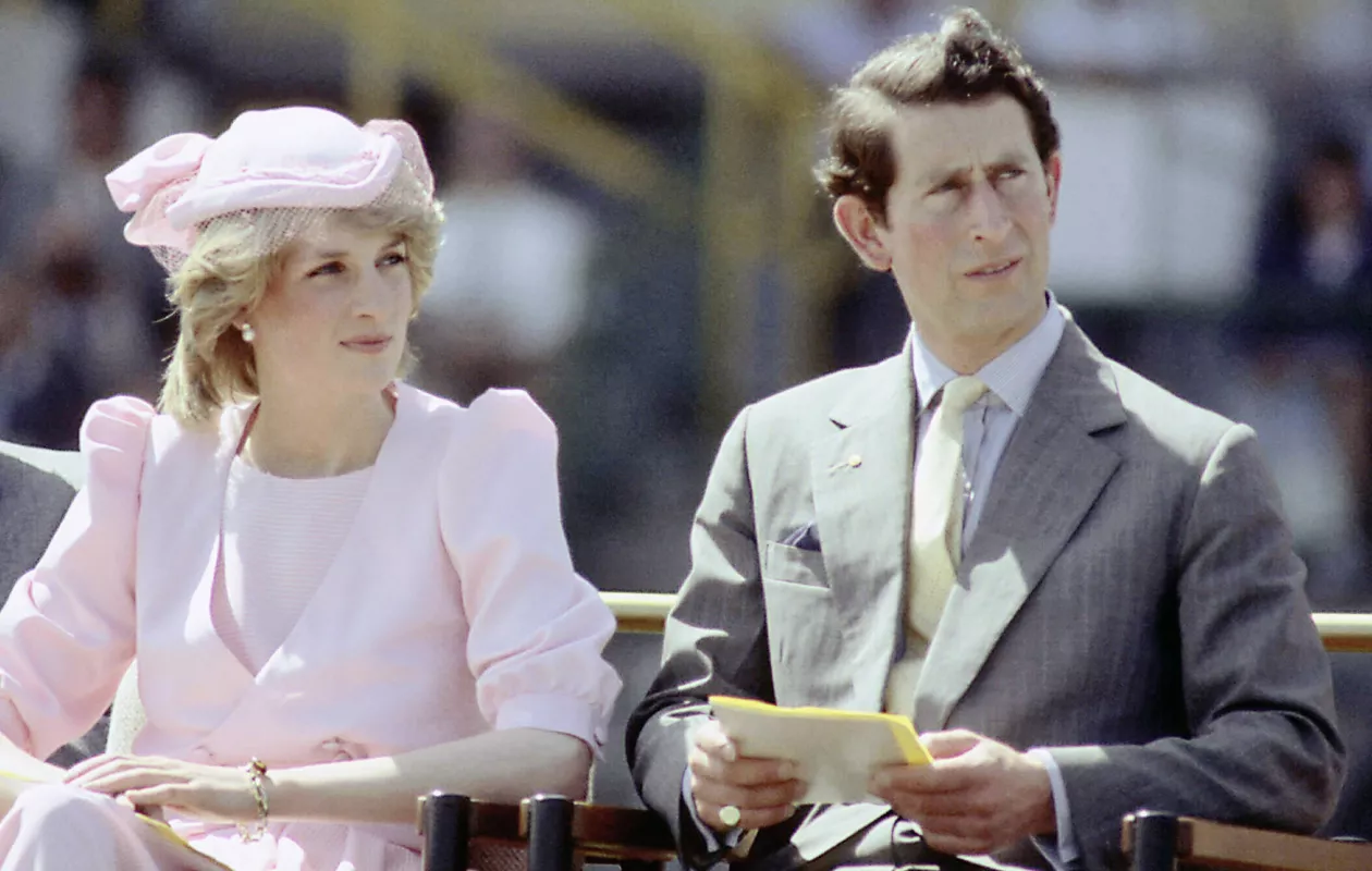 Prinsessa Diana ja Charles avioituivat nopeasti. Avioliitto oli kaikkea muuta kuin rakastava.