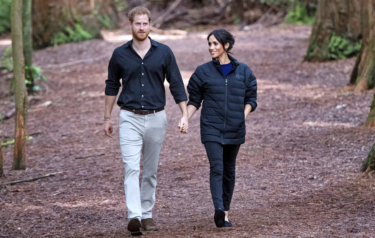 Meghan ja Harry kävivät kävelyretkellä Uuden-Seelannin Rotoruassa lokakuussa. Pariskunta oli kertonut raskaudesta juuri ennen matkaa.