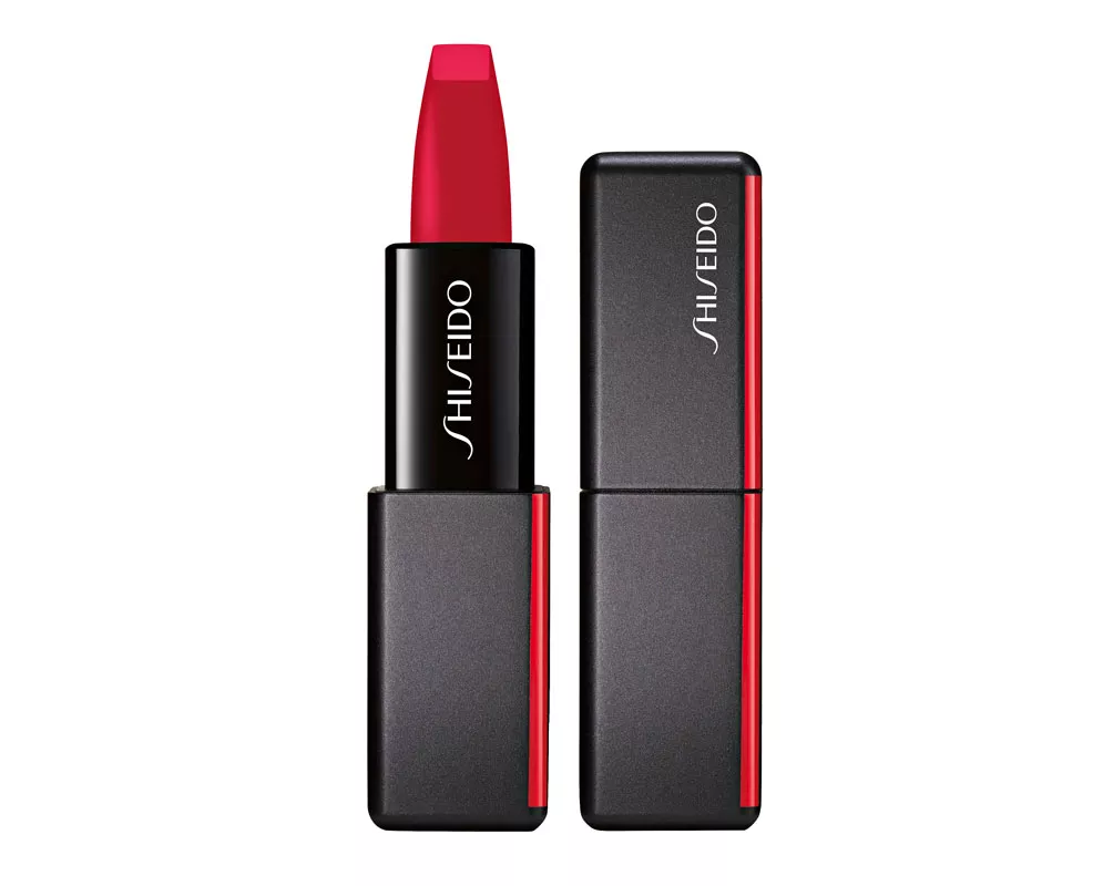 Shiseido ModernMatte Powder -huulipuna sisältää myös hoitavia öljyjä, 32 e. 