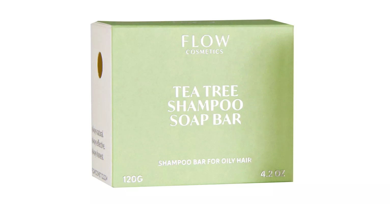Kotimainen Flow Cosmetics Tea Tree -luomusampoopala sisältää antibakteerista teepuuöljyä, 120 g 15 e. 
