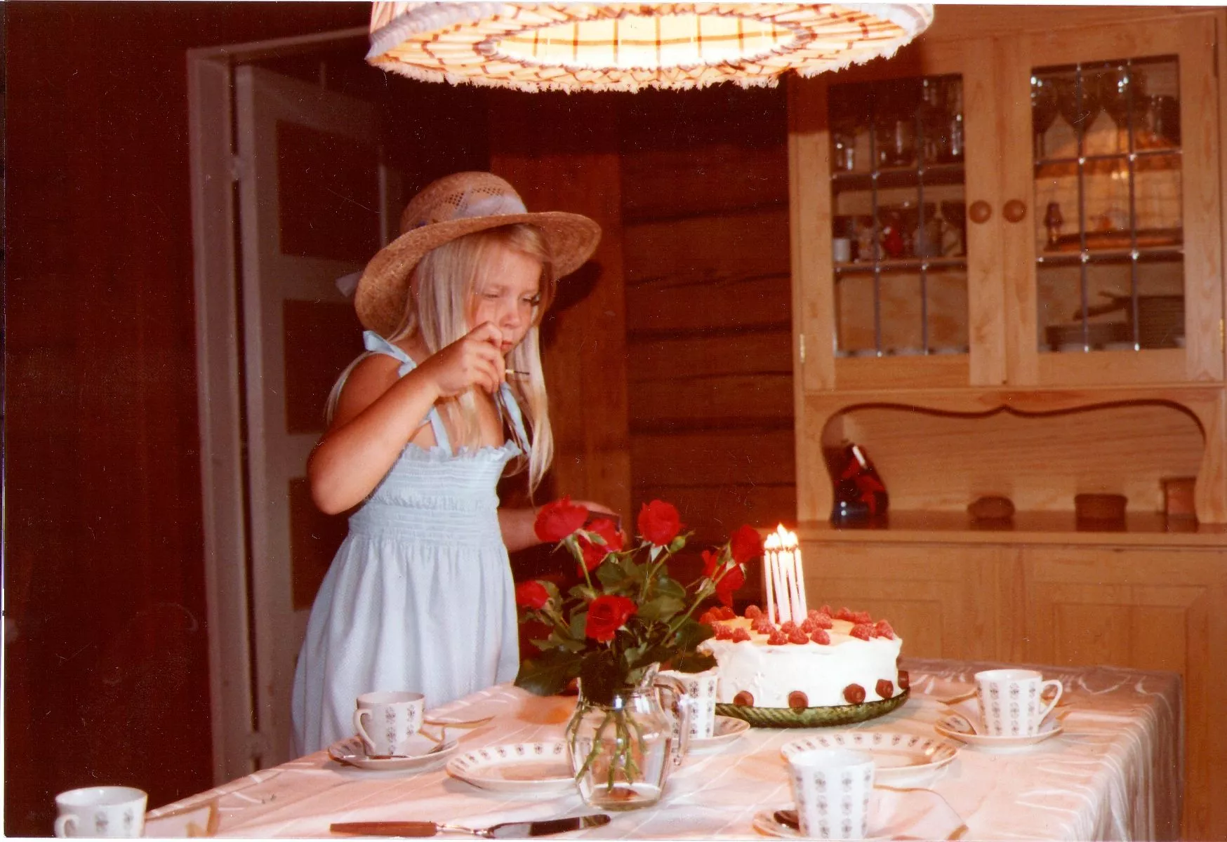 Tiina Jauhiainen 6-vuotiaana. 