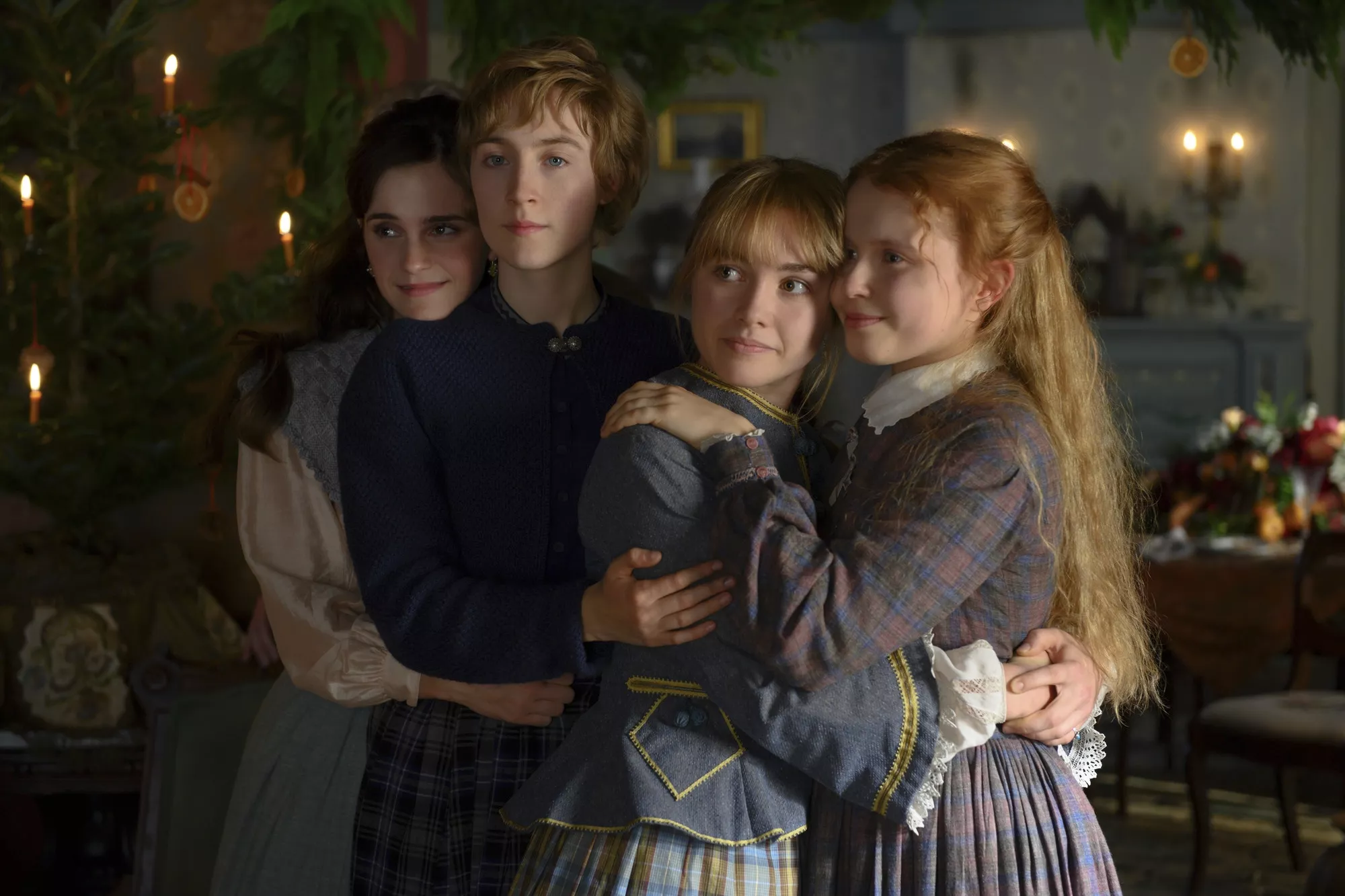 Emma Watson, Saoirse Ronan, Florence Pugh ja Eliza Scanlen elokuvassa Pikku naisia. Kuva: CTMG. Jouluelokuvat.