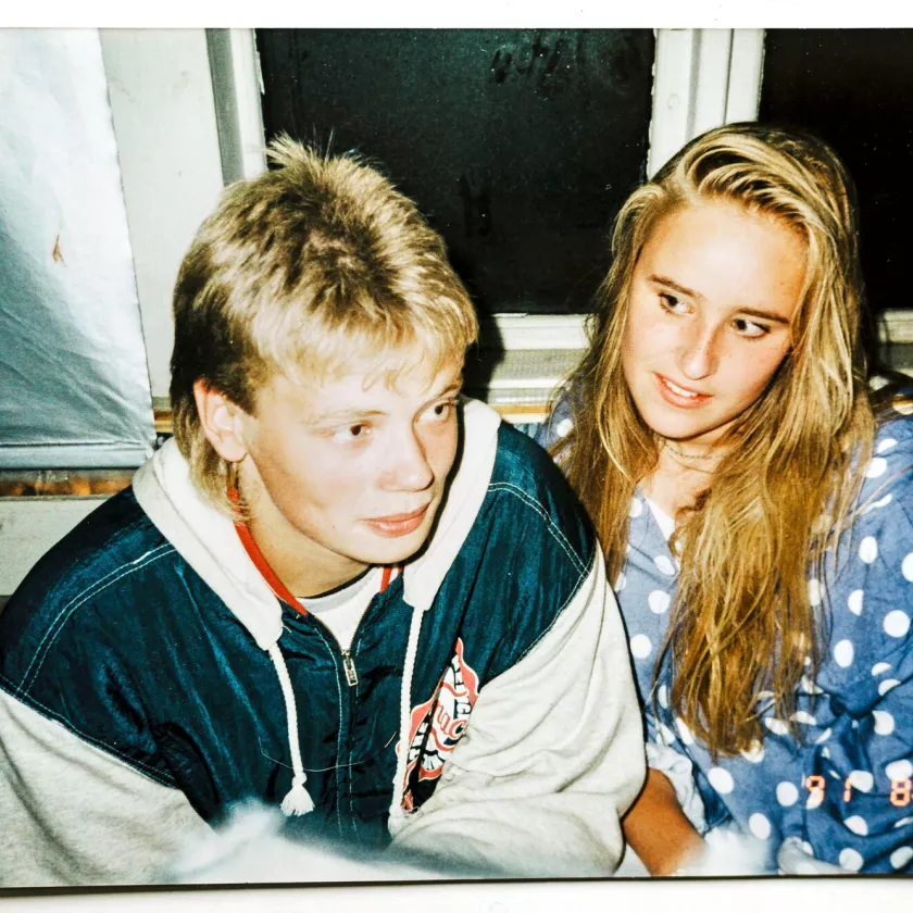 Björn ja Renata ”alkoivat olee” seitsemännen luokan syksyllä ja seurustelivat koko yläasteen.
