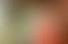 Kesäinen mekko sopii moneen tilanteeseen riippuen siitä, miten sen asustaa. Spagettiolkaiminen pitkä mekko on puuvillaa, 179,95 e, Part Two. Bleiseri 80 e, Lindex. Korvarenkaat 12 e, Urbaani Legenda. Korallinvärinen kaulakoru 65 e, Edblad. Helminauha, josta roikkuu koristeita 170 e, Nordicuma Helsinki. Sormus 139 e, Degerberg Jewelry. Helmillä koristeltu laukku 69 e, Muotikuu.