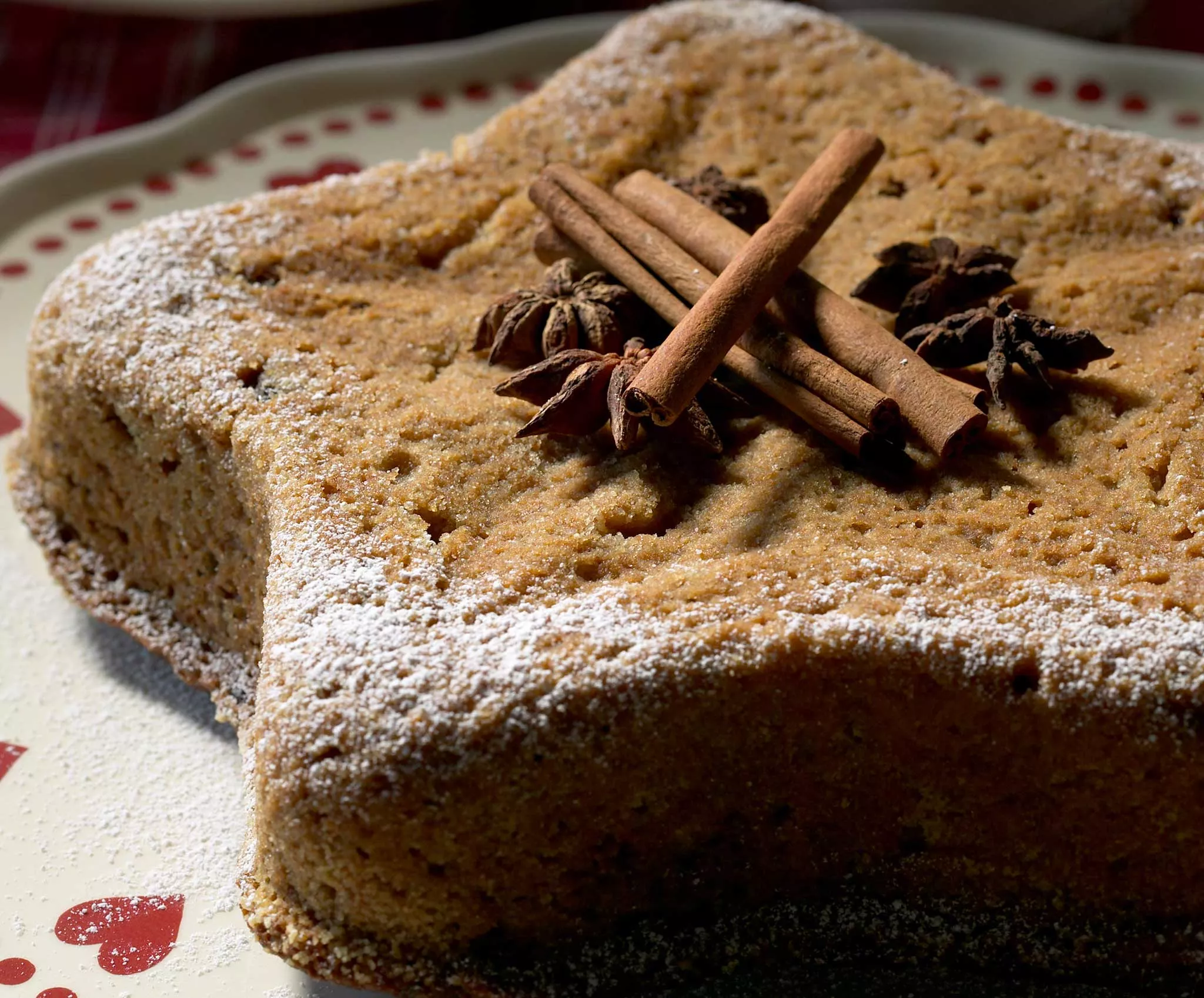 Helppo maustekakku – katso mehevän kakun ohje! | Reseptit 