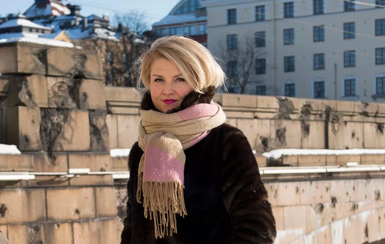 Helmi-Leena Nummela yllättyi äitiyteen yhä kohdistuvista paineista 