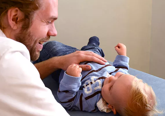 Lasten osteopatia - Apua vauvojen koliikkiin ja uniongelmiin 