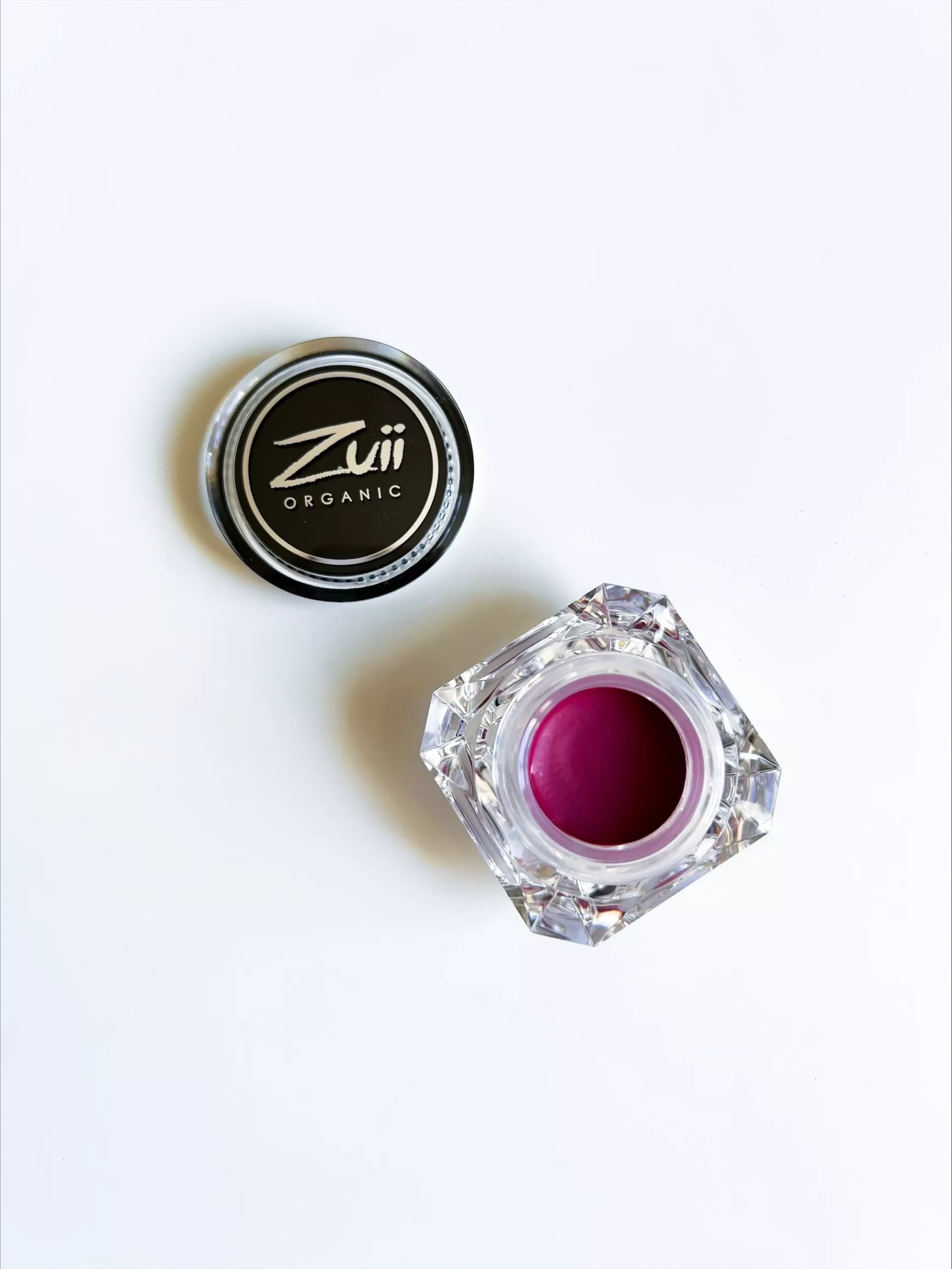 Poskipuna 4: Zuii Organic Flora Lip and Cheek Crème