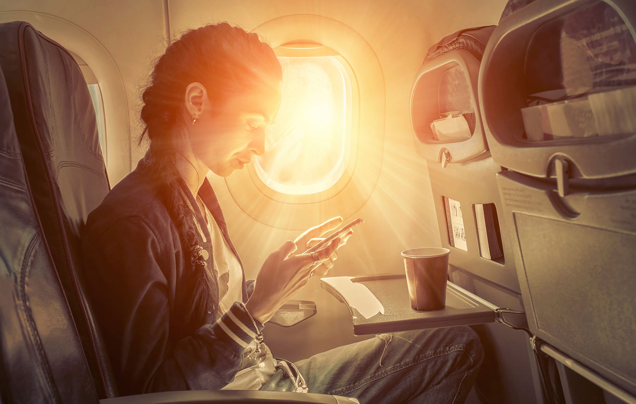 Lentokoneessa yrttitee tai kuuma vesi sitruunaviipaleella voi olla kahvia järkevämpi valinta.