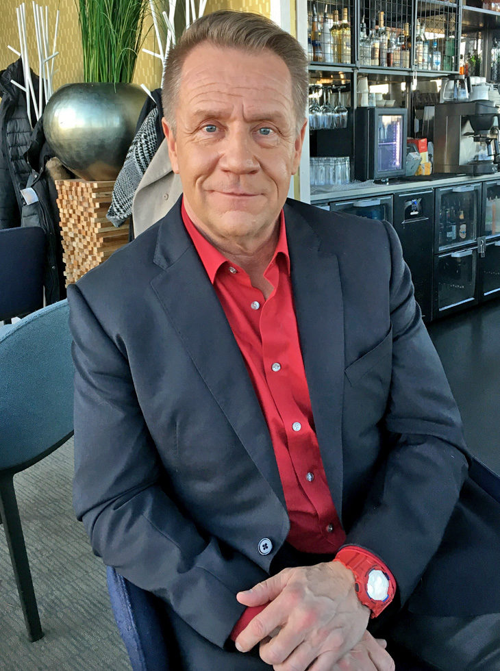 Olli Lindholm on yksi The Voice of Finland -ohjelman tähtivalmentajista.