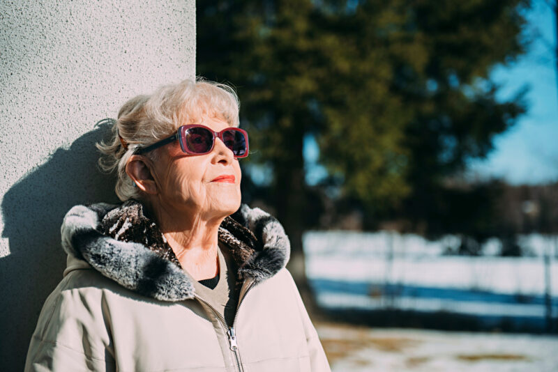 Leskeksi jäänyt kirjailija Pirjo Tuominen, 85, meni uteliaana seuranhakupalveluihin – päätyi pakenemaan treffeiltä