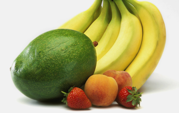 Etenkin banaani, kiivi, avokado, viinimarjat, täysmehut ja kuivatut hedelmät sisältävät runsaasti kaliumia.