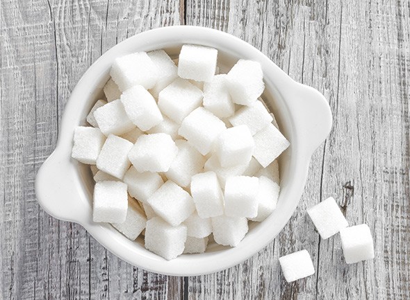 Ryppyjä, juonteita ja sellulliittia – Näin sokeri vanhentaa ihoasi
