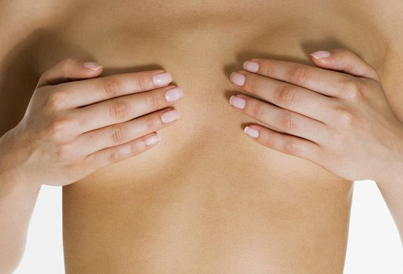 Isommat rinnat rasvansiirrolla – Rintojensuurennus voi onnistua myös ilman silikoneja